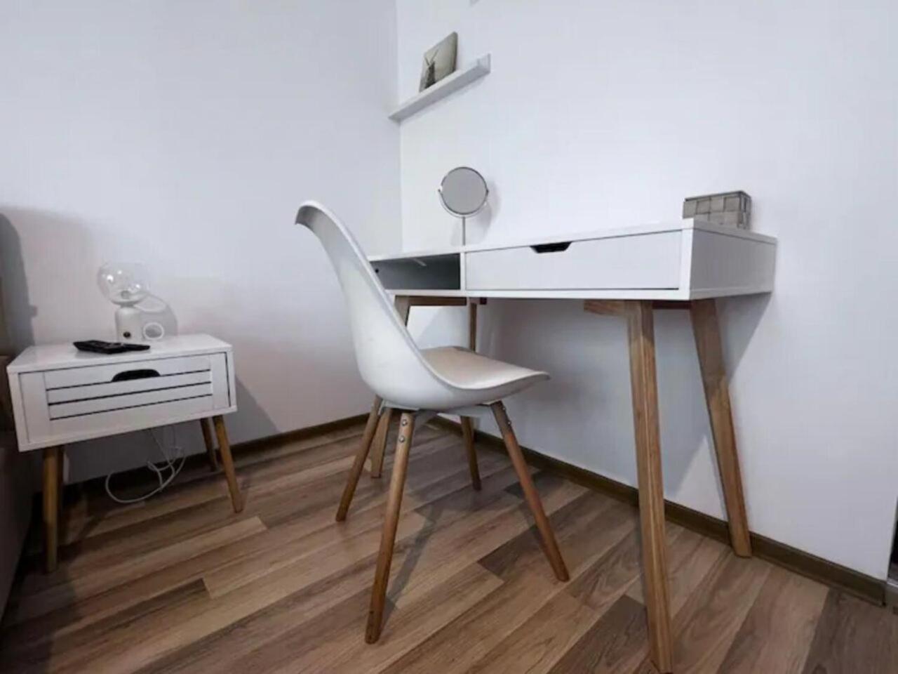 Vila Luminoasa Cu Curte Privata Bucureşti Eksteriør bilde